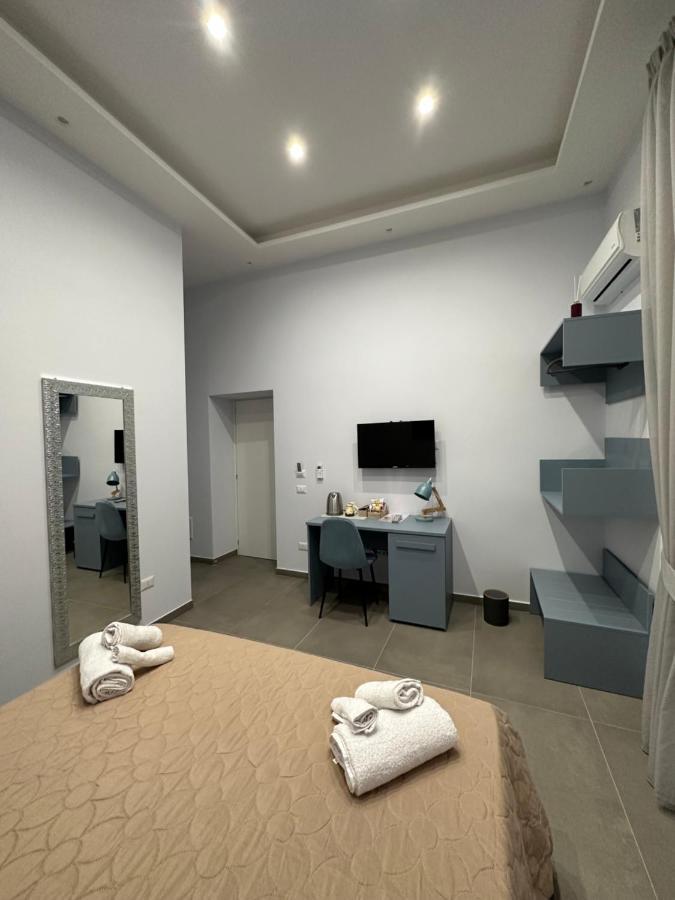 Casa Vacanze Sant'Agostino Napoli Bagian luar foto