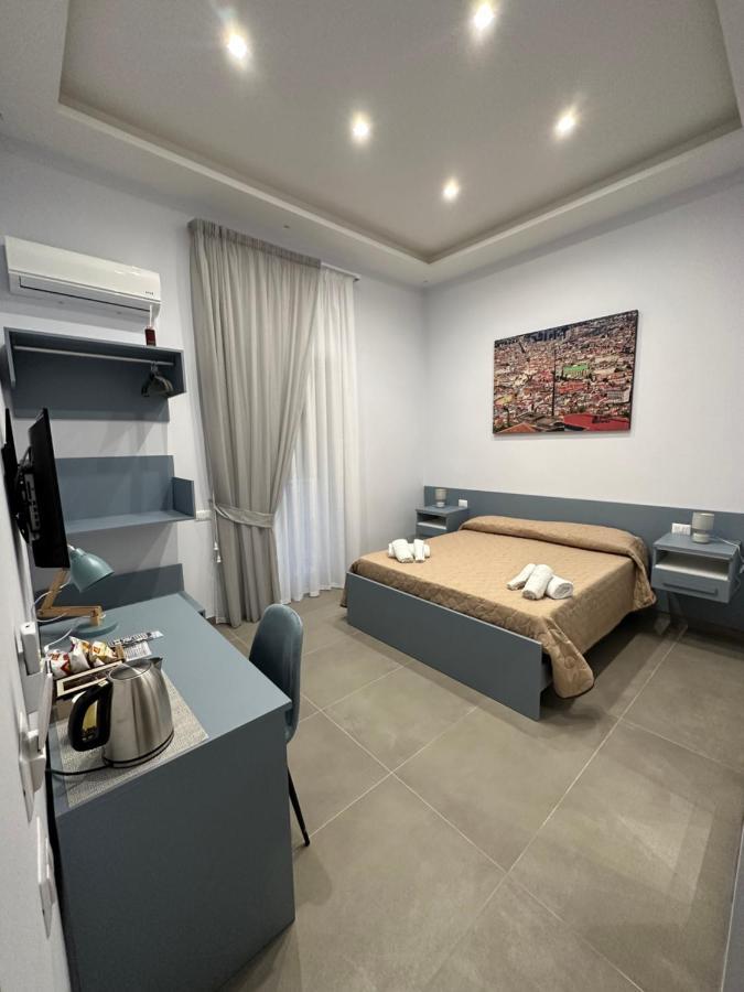 Casa Vacanze Sant'Agostino Napoli Bagian luar foto
